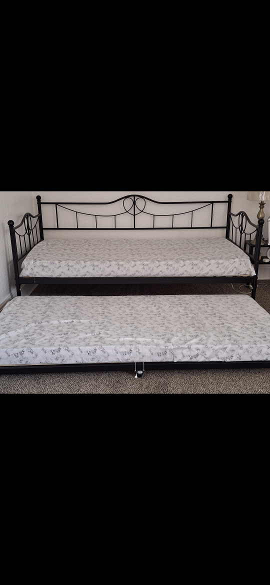 Daybed with Trundle - photo 3