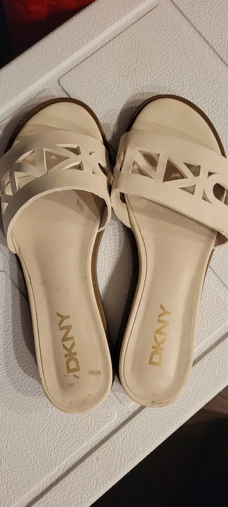DKNY Cream Slides thumbnail