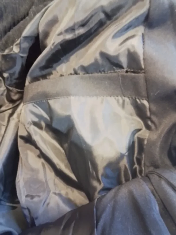 CHINGONA Puffer Jacket New with tags XL image indicator(7)