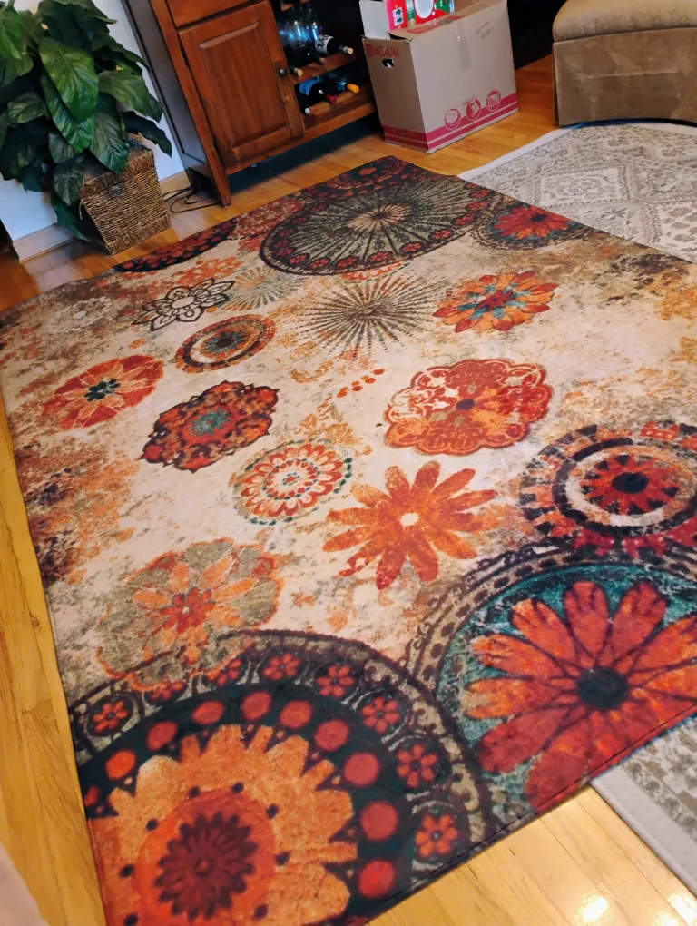 Floral Area Rug thumbnail