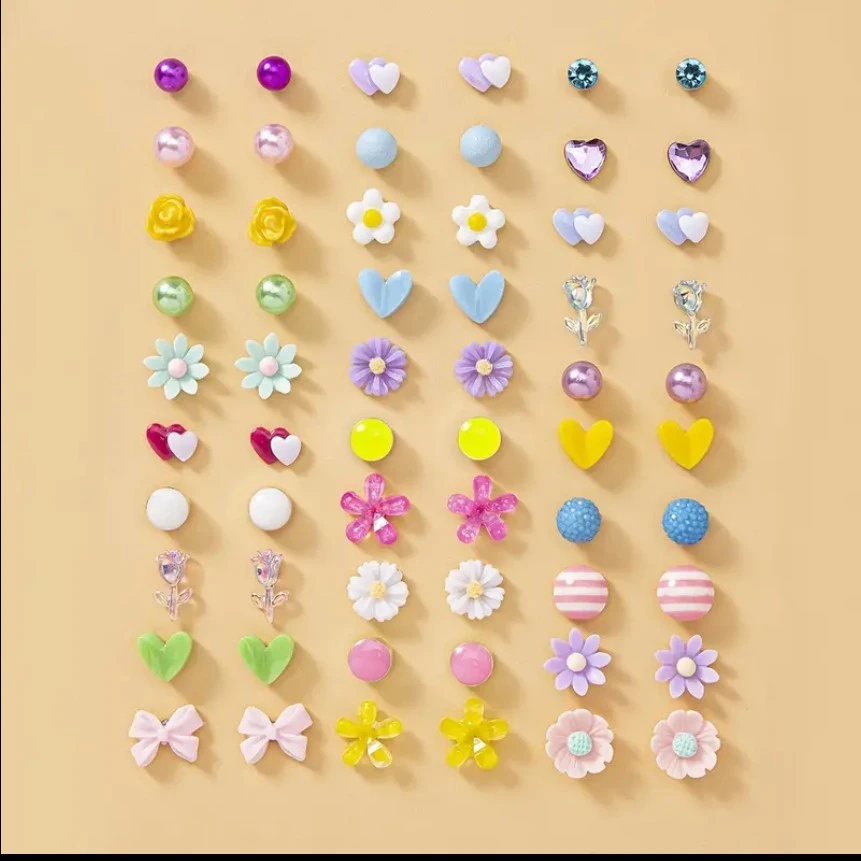 30 Pairs Assorted Stud Earring Set