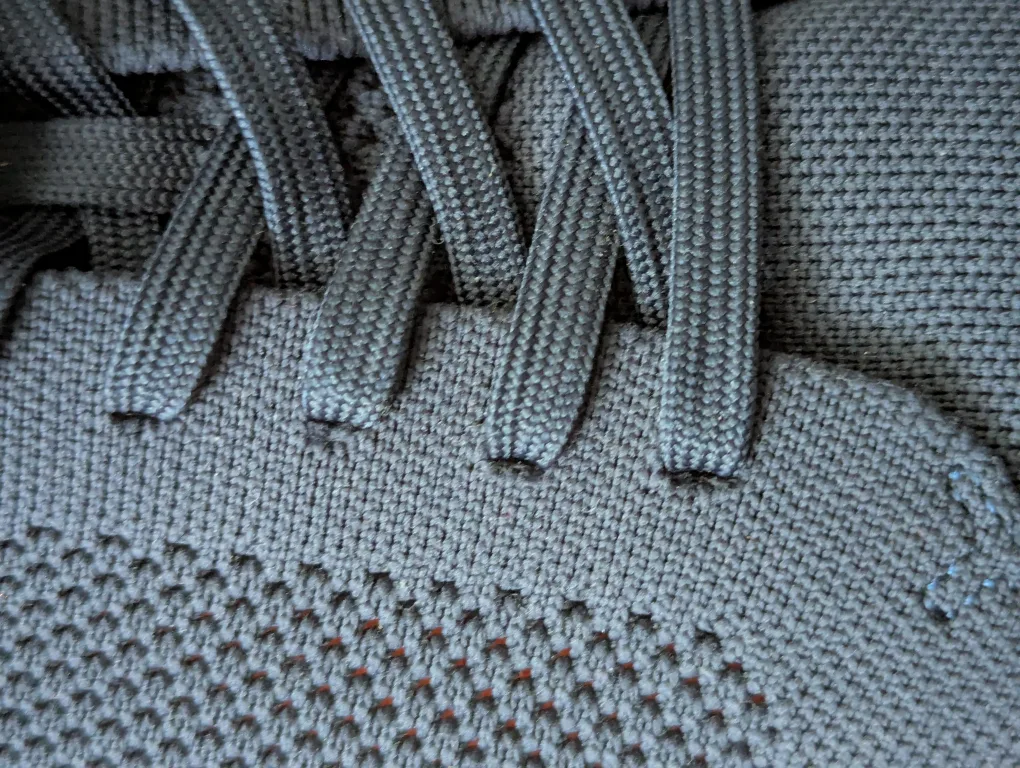 NEW SWIMS MENS 13 Breeze Tennis Knit shoes RETAIL FOR $207CDN image indicator(6)