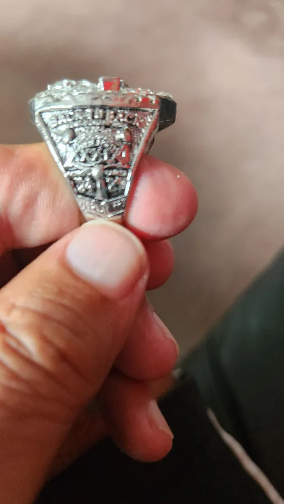 New England Patriots Championship Rings image indicator(5)