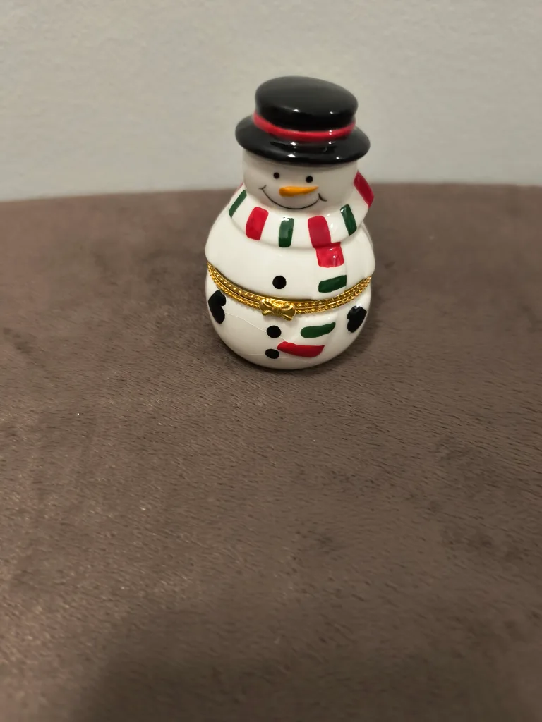 Snowman Trinket Box with Necklace thumbnail