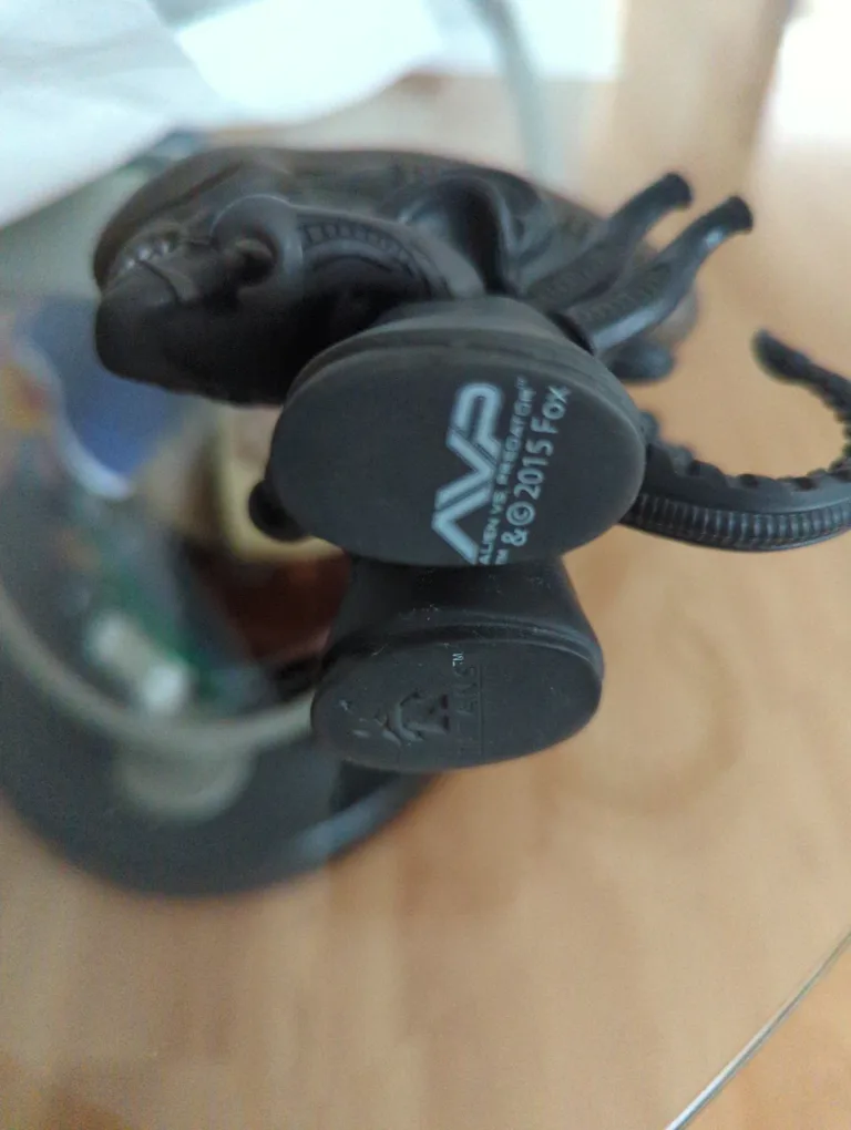 Alien vs Predator (AVP) Figurine image indicator(2)