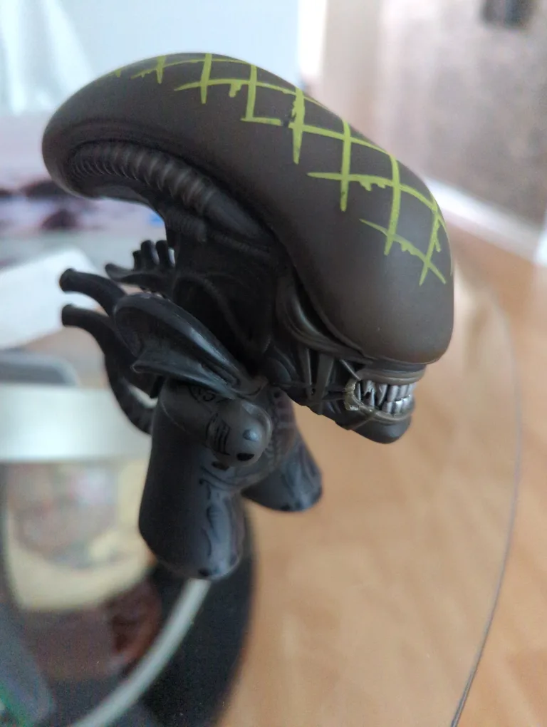 Alien vs Predator (AVP) Figurine image indicator(3)