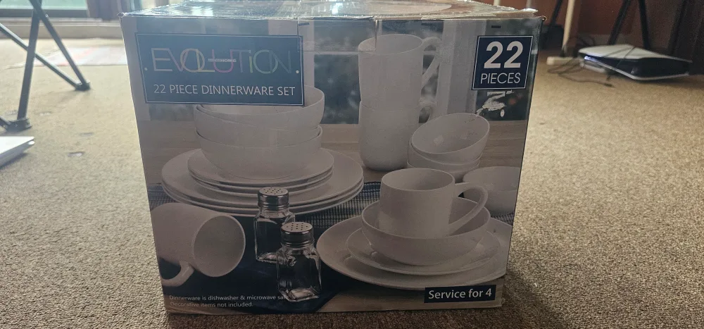 Evolution 22-Piece Dinnerware Set - Service for 4 thumbnail