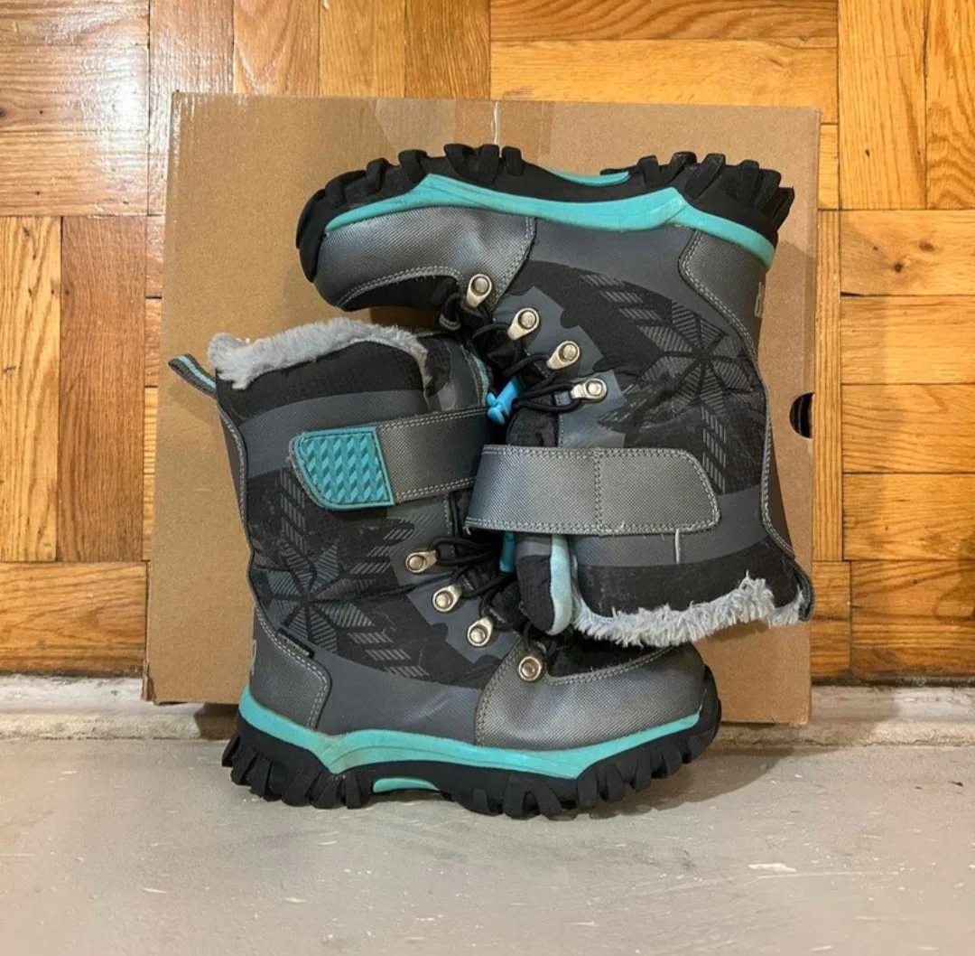 Cougar Kids' Gusher Winter Boots Size 2 image indicator(2)