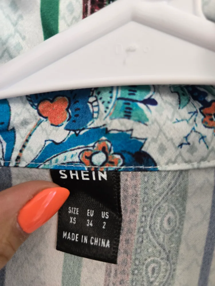 Shein XS Floral Print Belted Shirt Dress image indicator(5)