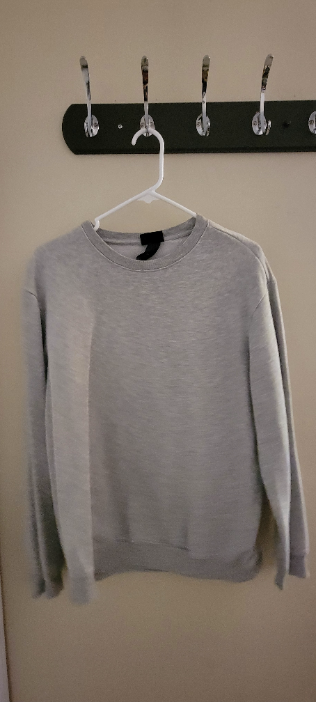 H&M Relaxed Fit Grey Sweatshirt - Size M