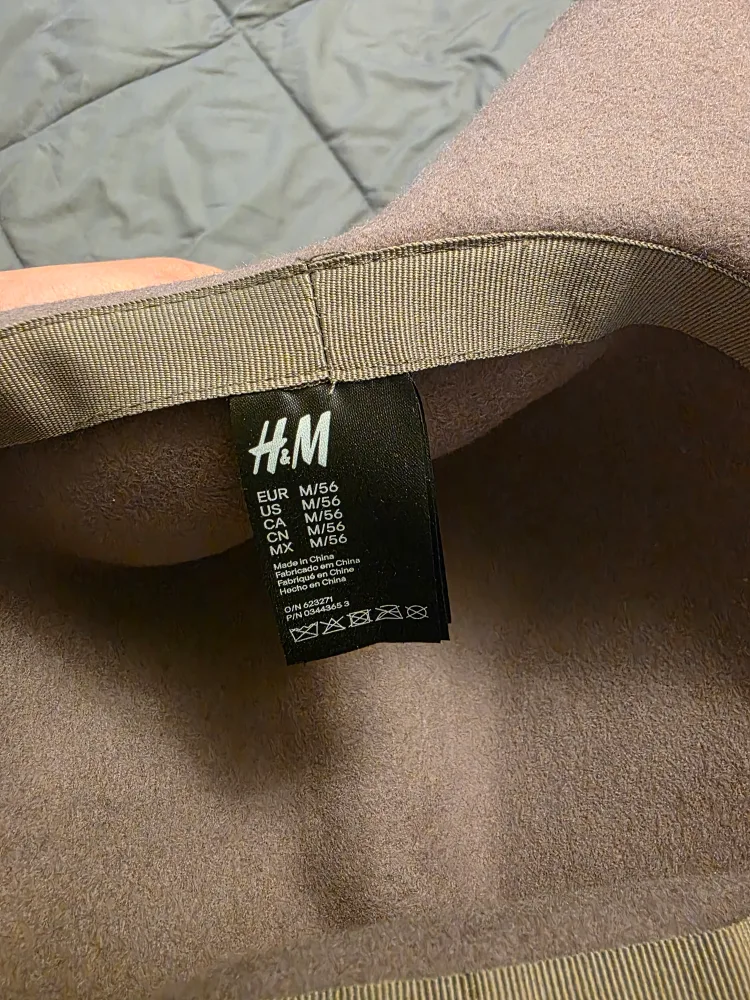 H&M Fedora Hat Size M/56 image indicator(2)
