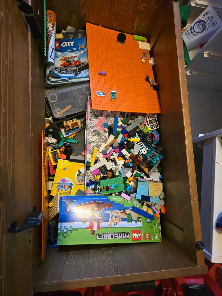 Mixed LEGO Sets - 3/4 full chest