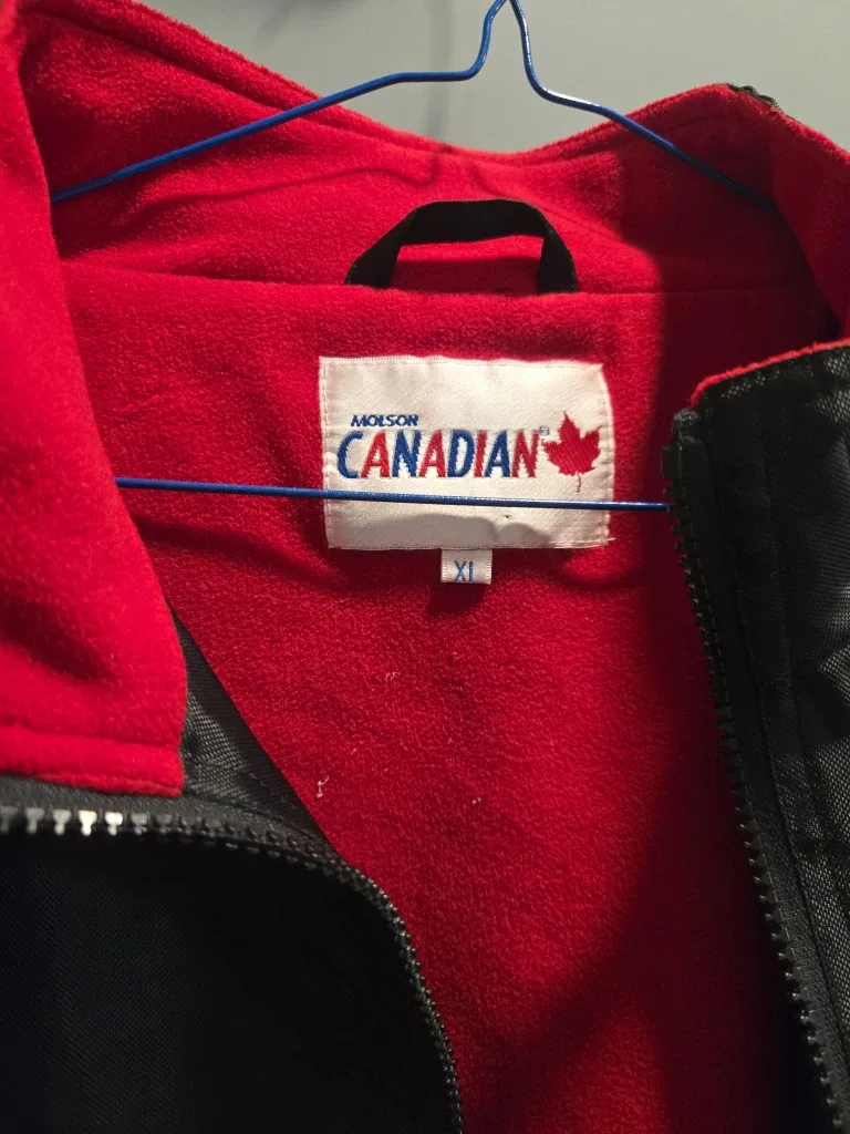 Molson Canadian jacket image indicator(5)