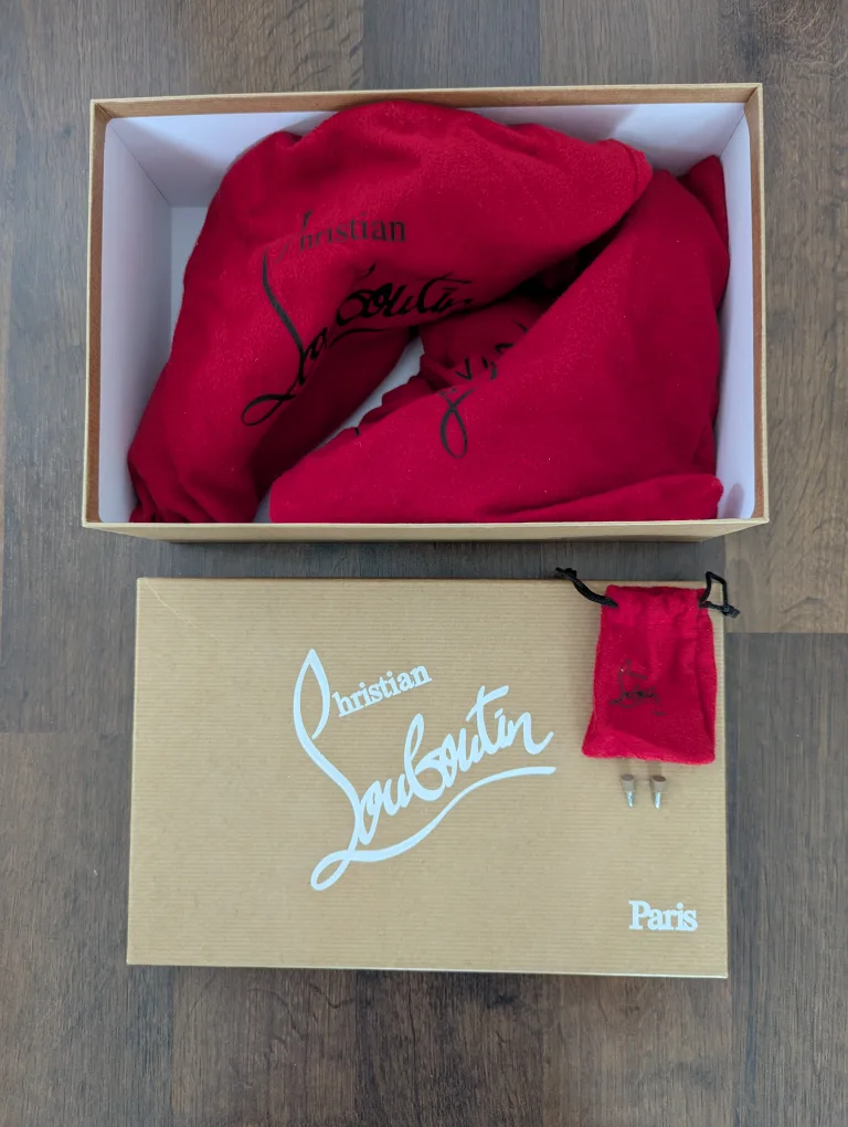 Christian Louboutin Nude Patent Leather Heels - women shoes image indicator(2)