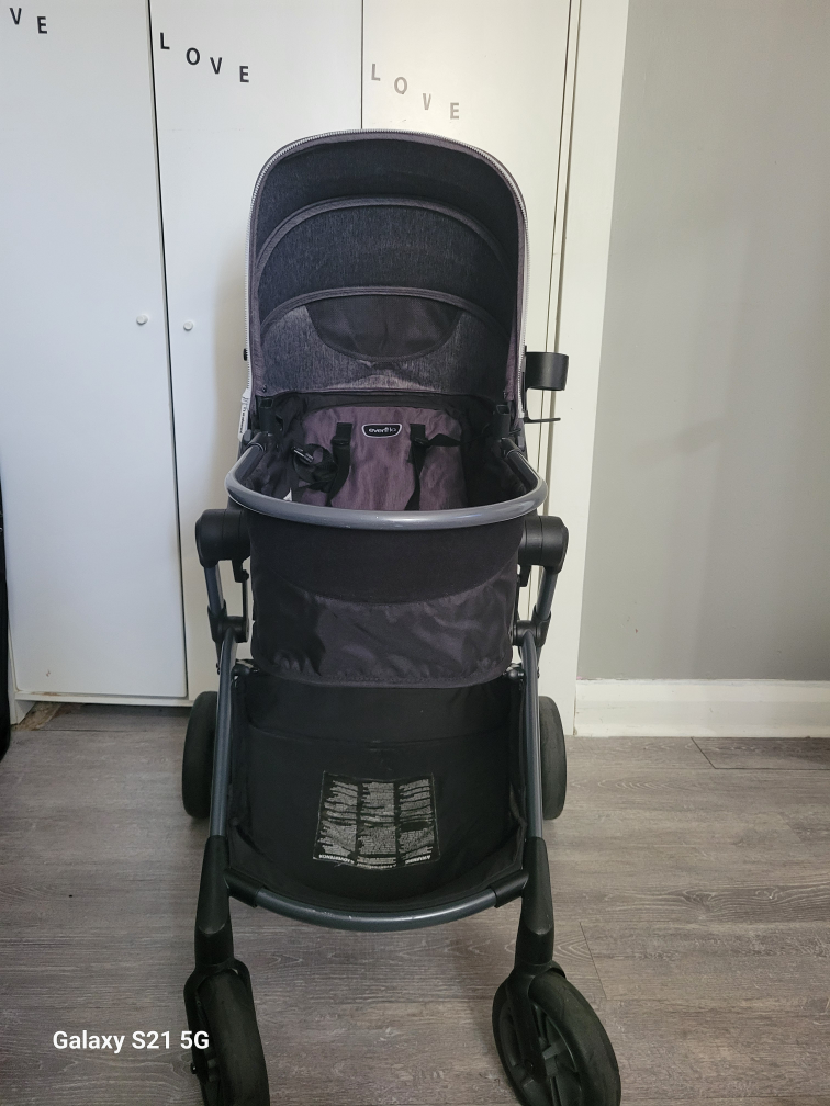 Evenflo Stroller - photo 2