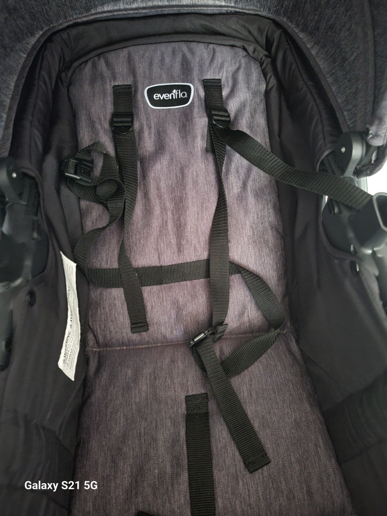 Evenflo Stroller - photo 3