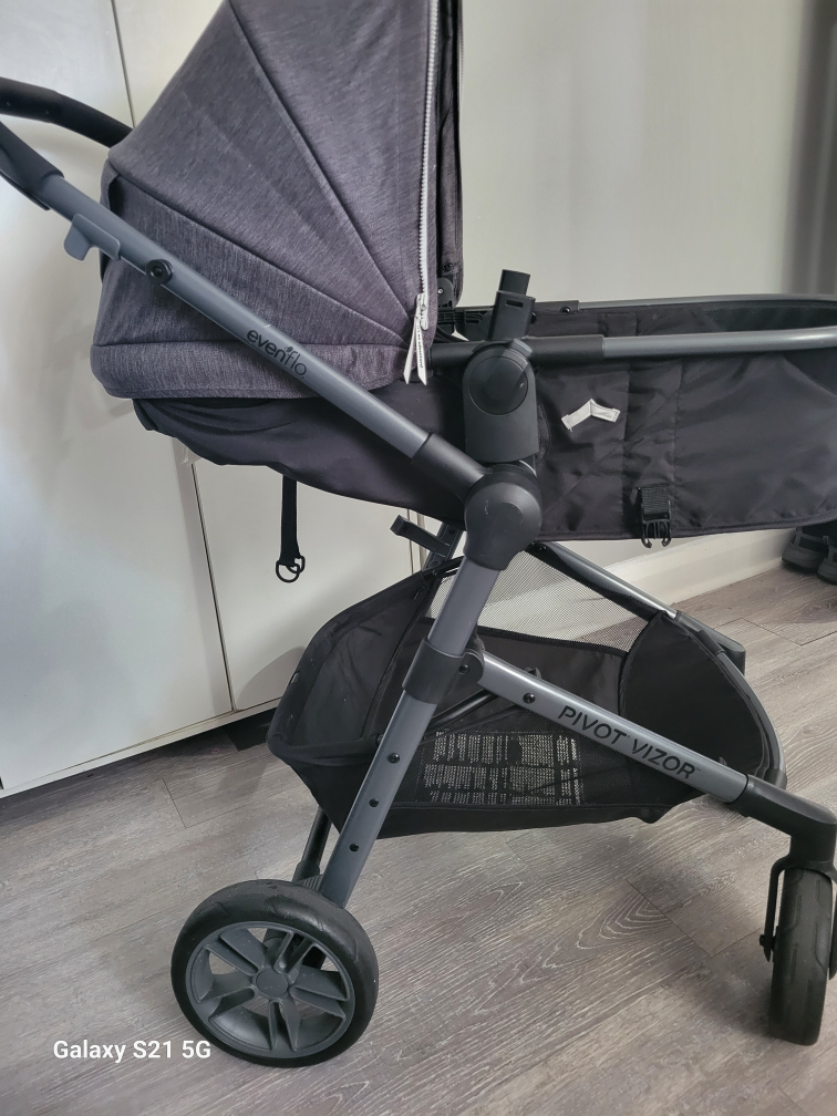 Evenflo Stroller - photo 4