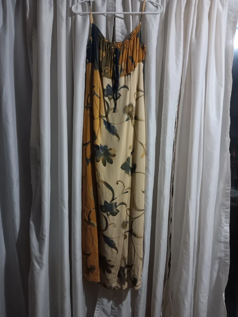 Zoryana Dress - Size S/M image indicator(2)