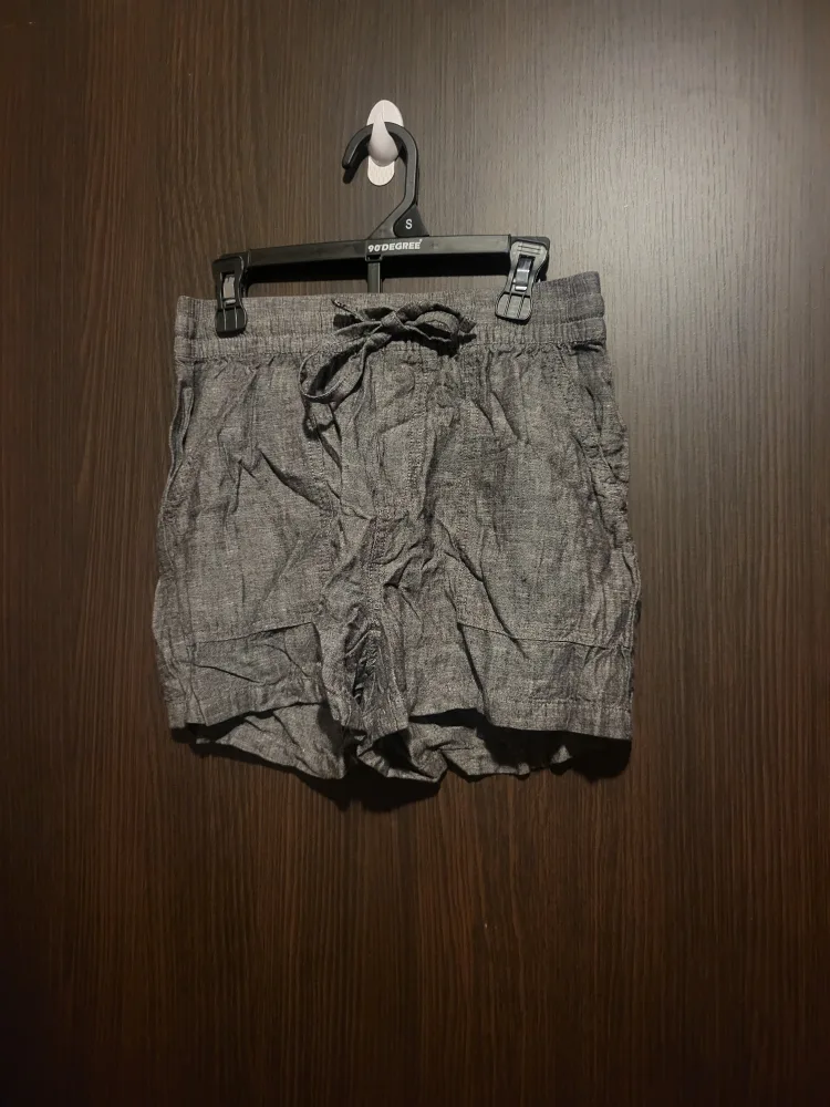 Silver Jeans Co Shorts Size: XS thumbnail