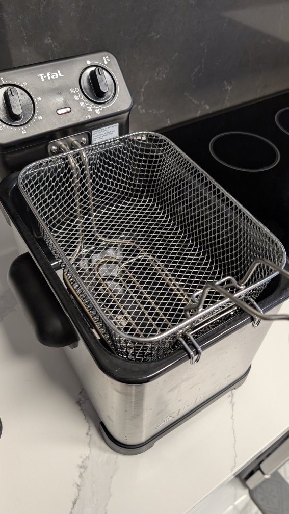 T-fal Deep Fryer - photo 3