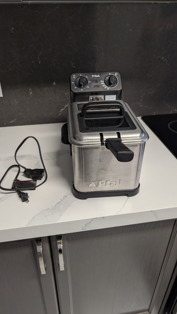 T-fal Deep Fryer - photo 4