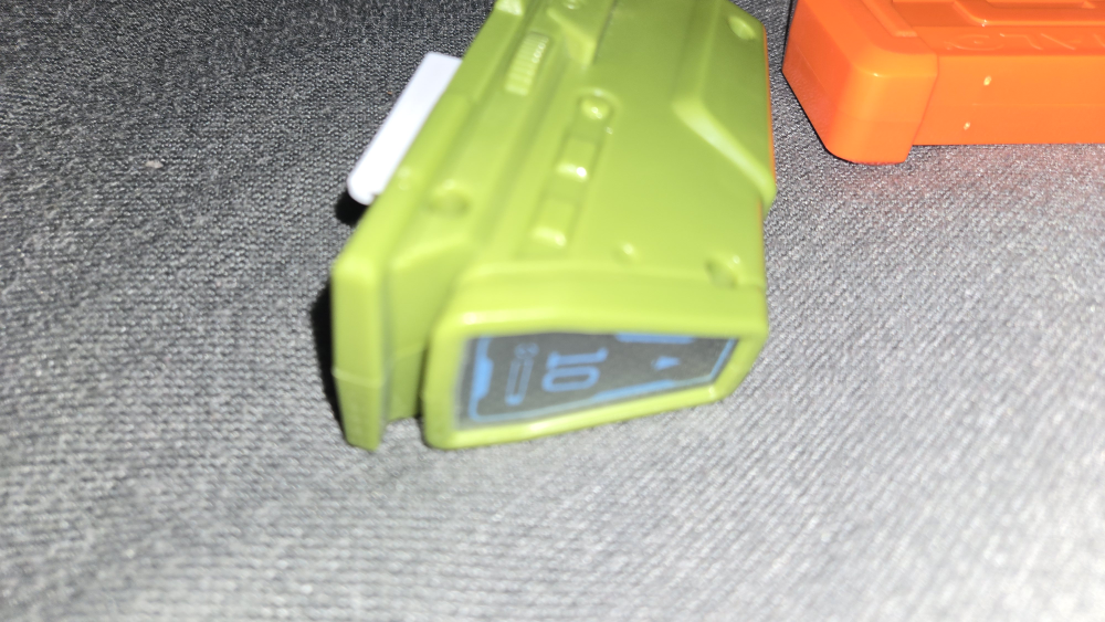 Nerf Halo MA40 Blaster + Accessories - photo 5