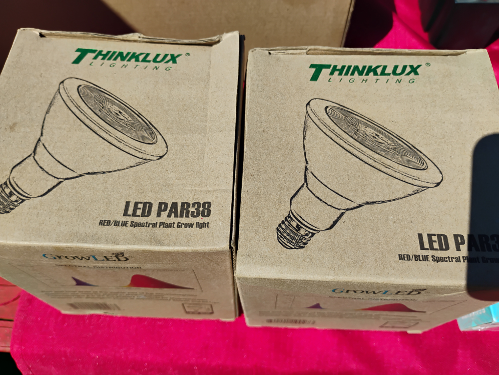 Thinklux GrowLED LED PAR38 Grow Light - New in Box!