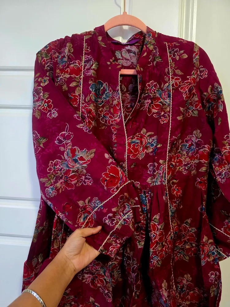 Floral Print Long Sleeve Tunic Top thumbnail