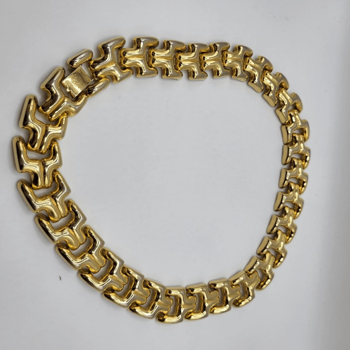 Gold Tone Link Necklace