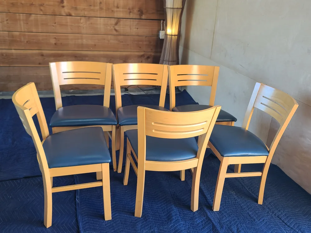 Set of 6 Wooden Chairs with Navy Blue Seats image indicator(5)