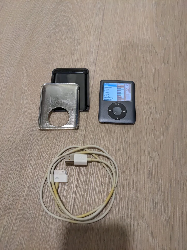 Apple iPod Nano 3rd gen Black thumbnail