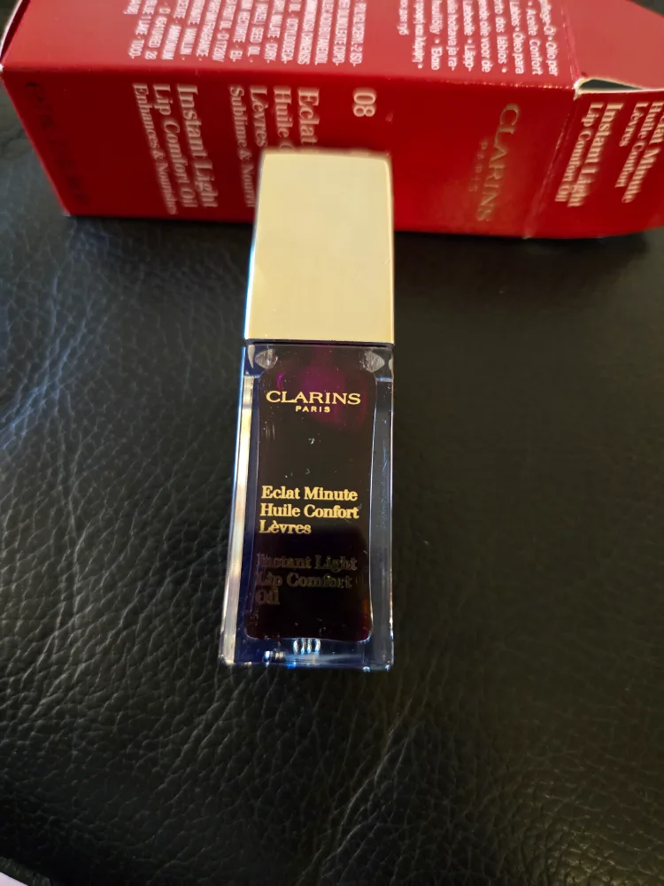 Clarins Instant Light Lip Comfort Oil $25 Each image indicator(6)