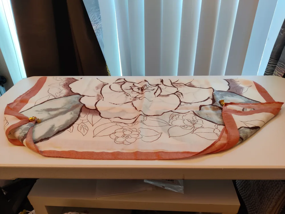 New Floral Scarf with Gold-Tones magnetic clip image indicator(2)