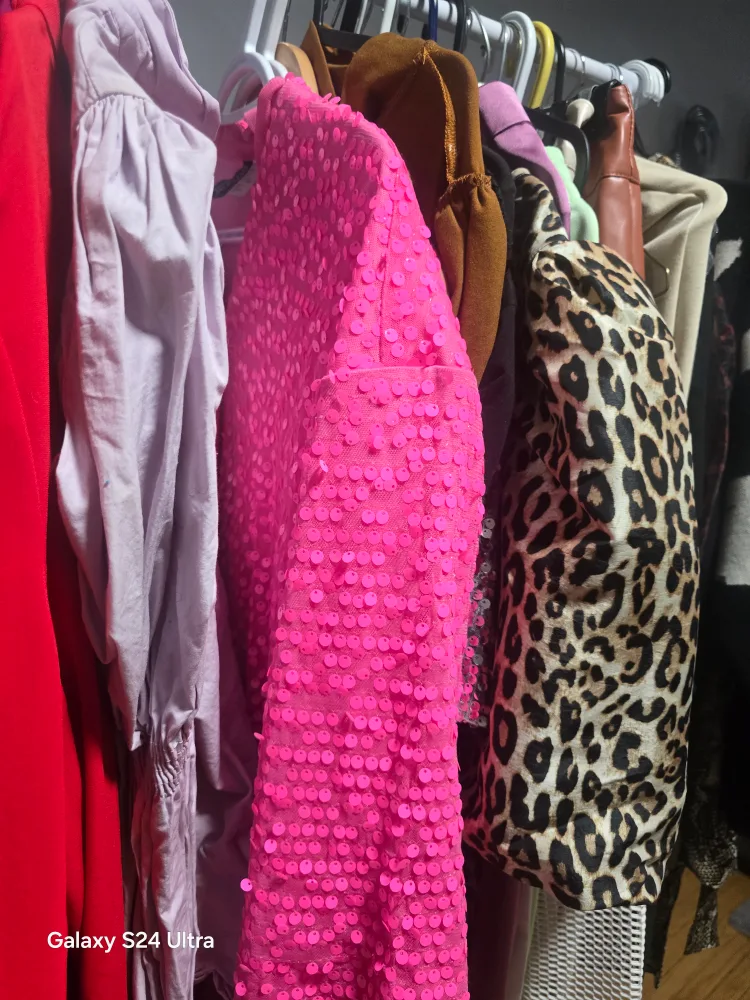 Assorted Women's Jackets image indicator(4)