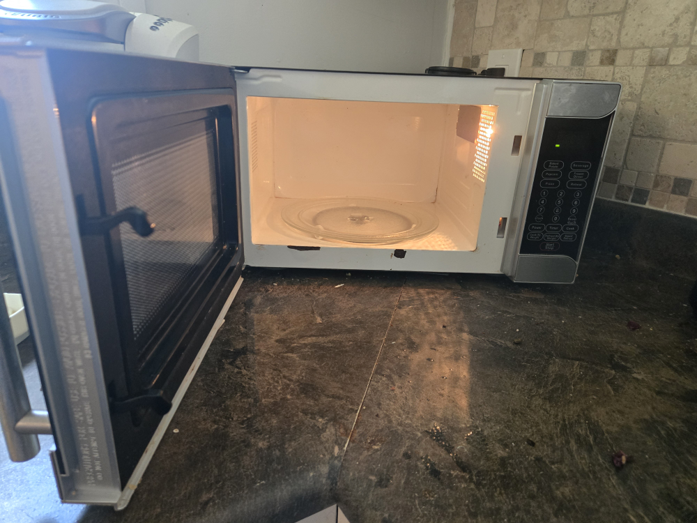 Danby Designer Microwave - photo 2