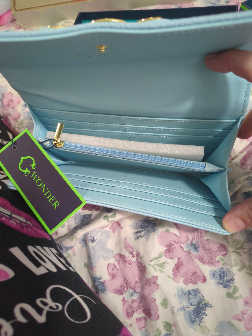 C. Wonder Flap Clutch Wallet - New in Box! - photo 3