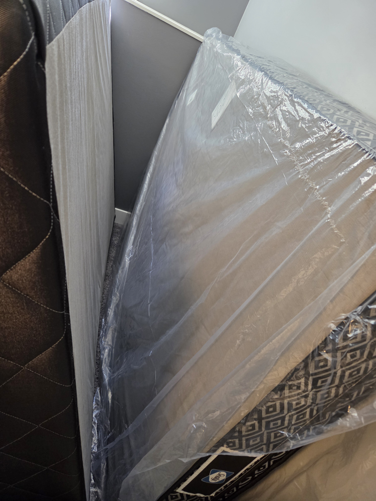 Sealy Mattress - Full/Double - photo 5