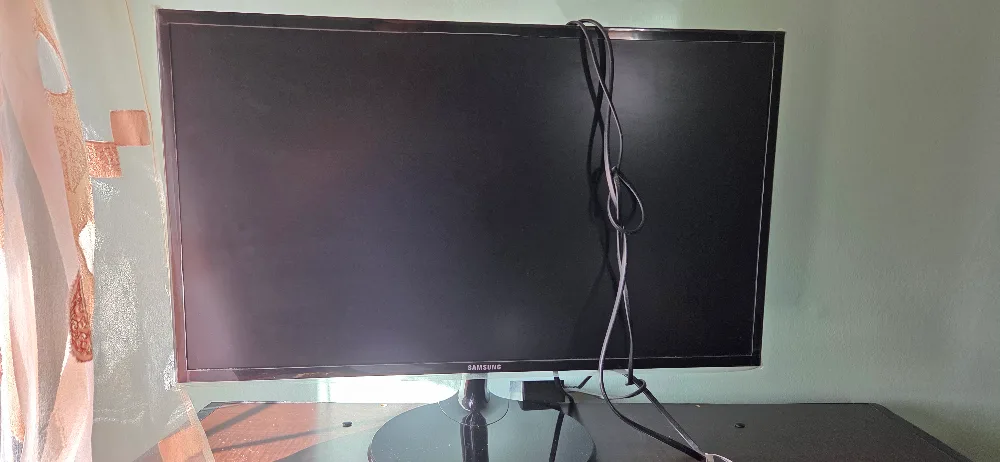 Samsung S24D390HL 24" LED Monitor image indicator(2)