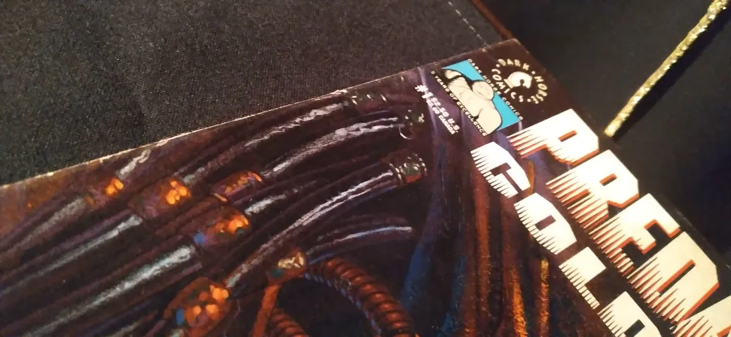 DARK HORSE COMICS - PREDATOR COLD WAR #1 - 1991 image indicator(7)