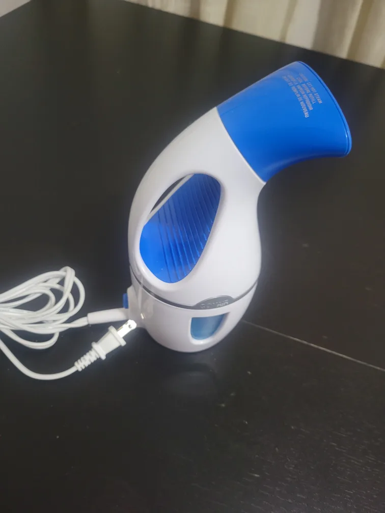 Conair Handheld Garment Steamer thumbnail