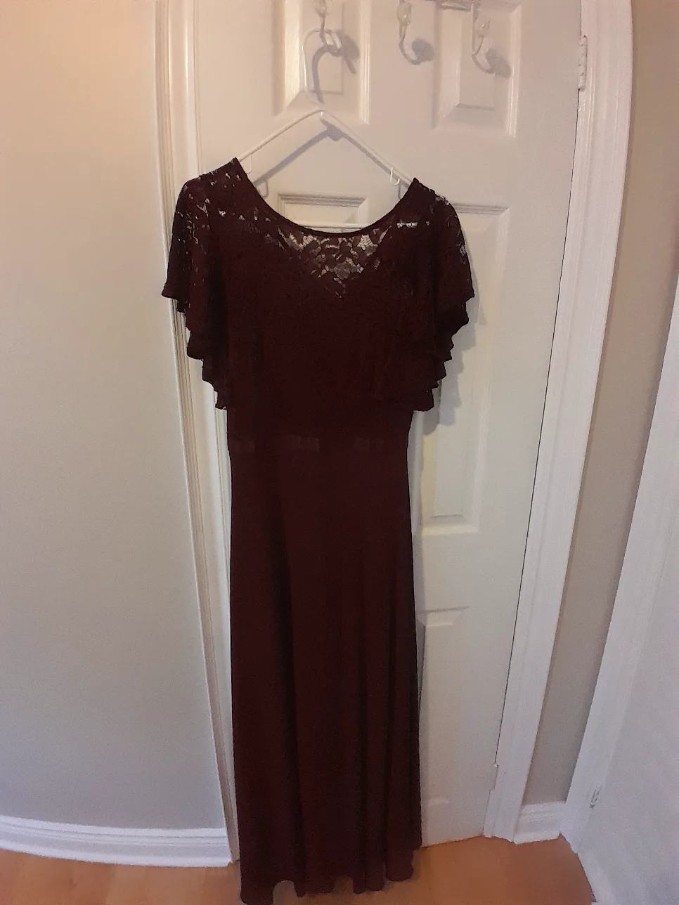 Dress Burgundy Lace long Dress - Size M thumbnail
