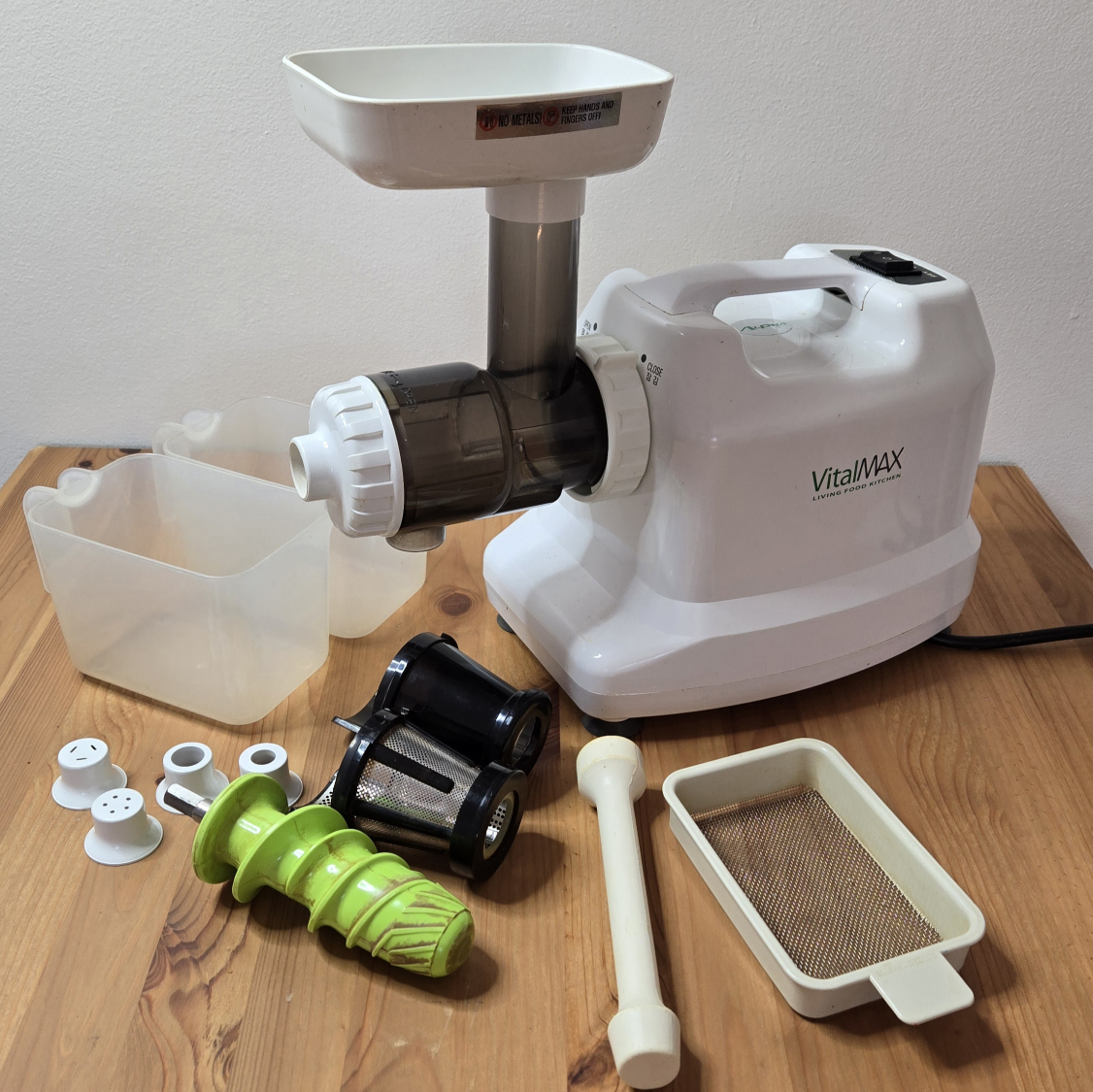 VitalMAX Living Food Kitchen Juicer [Must go this week]