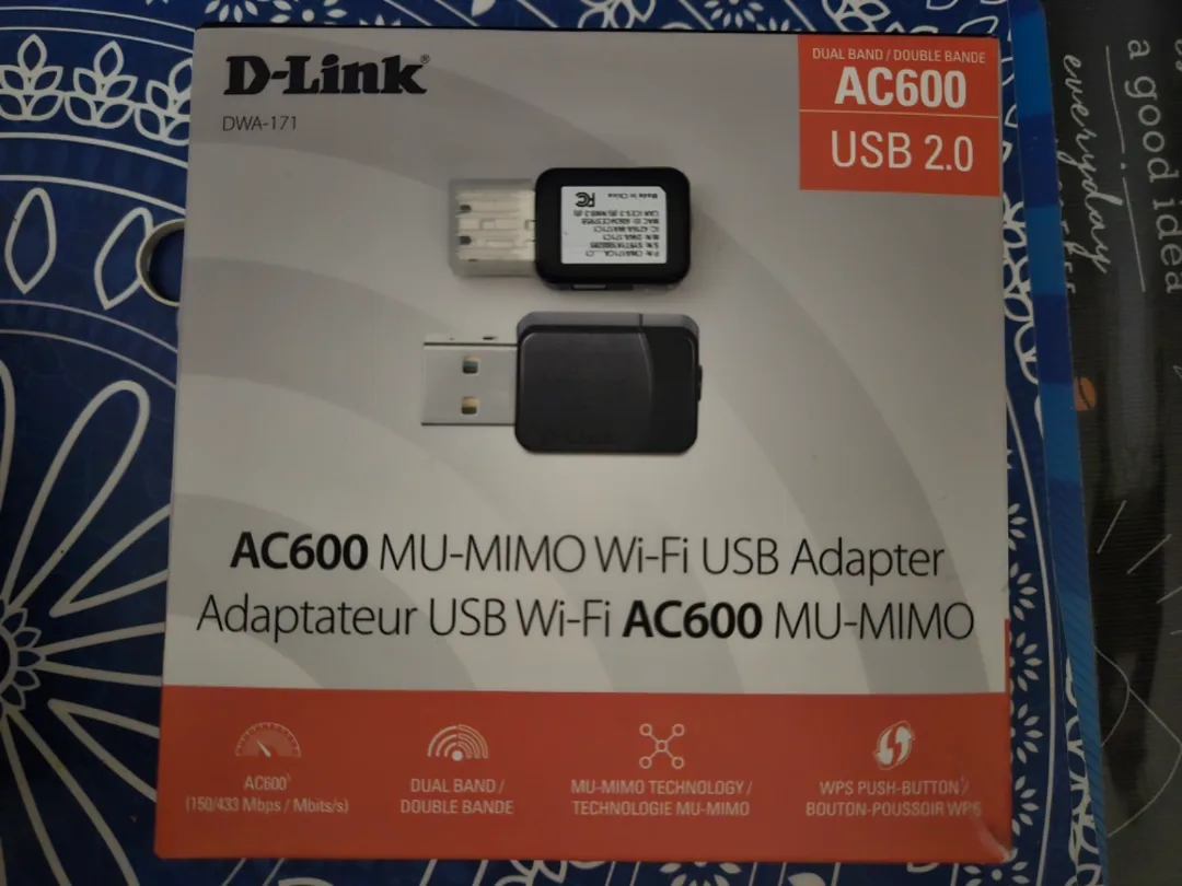 D-Link AC600 MU-MIMO Wi-Fi USB Adapter - New thumbnail