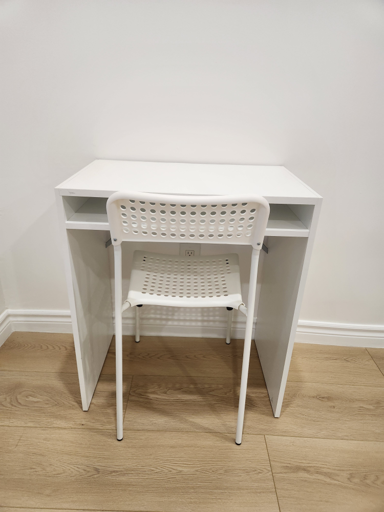 White Desk and Chair Set - photo 5