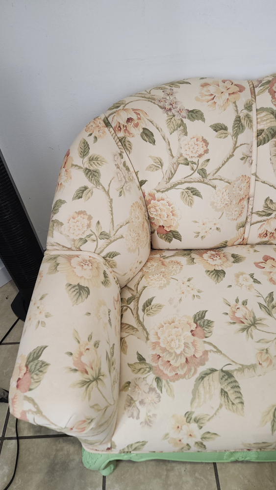 Floral Loveseat Sofa - photo 3