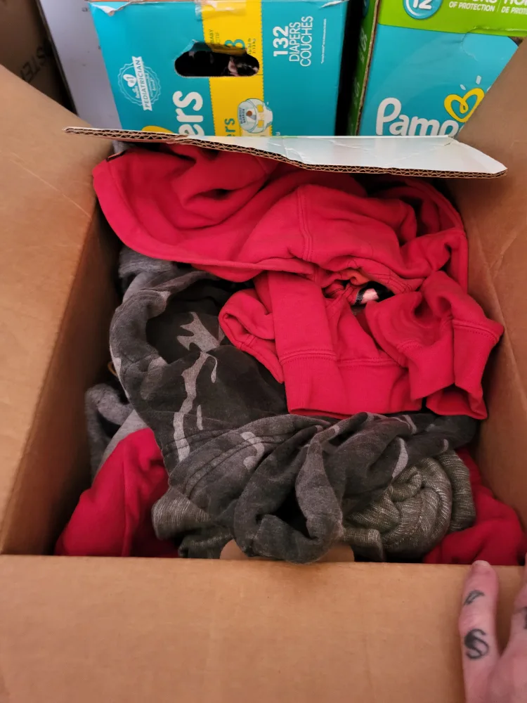 Mixed Clothing Lot - Various Sizes thumbnail