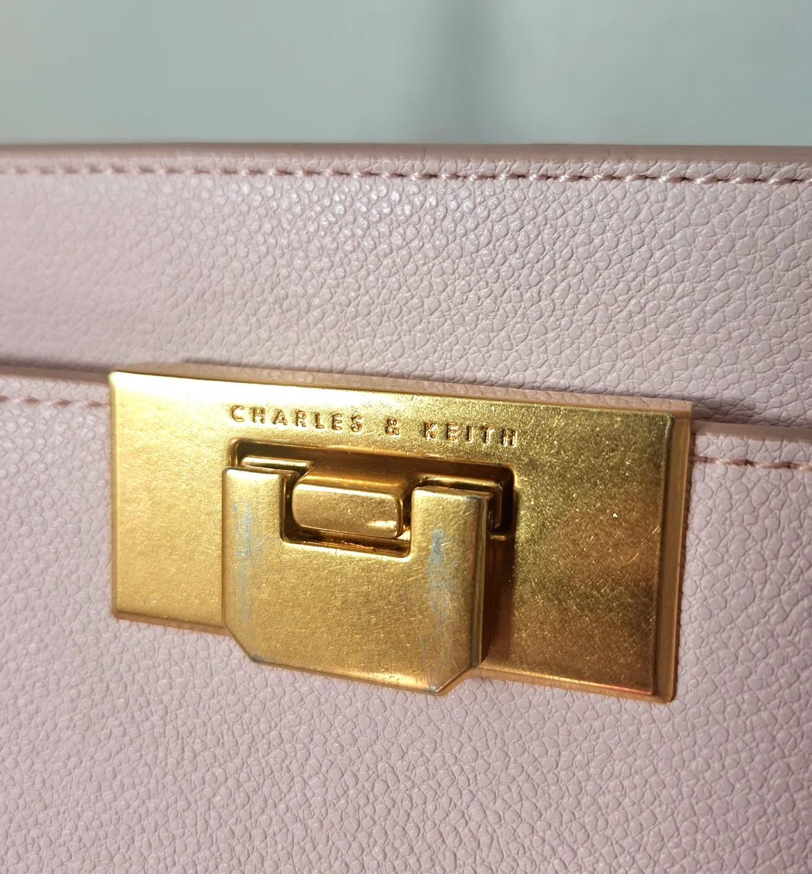Charles & Keith Pink Top Handle Bag image indicator(3)