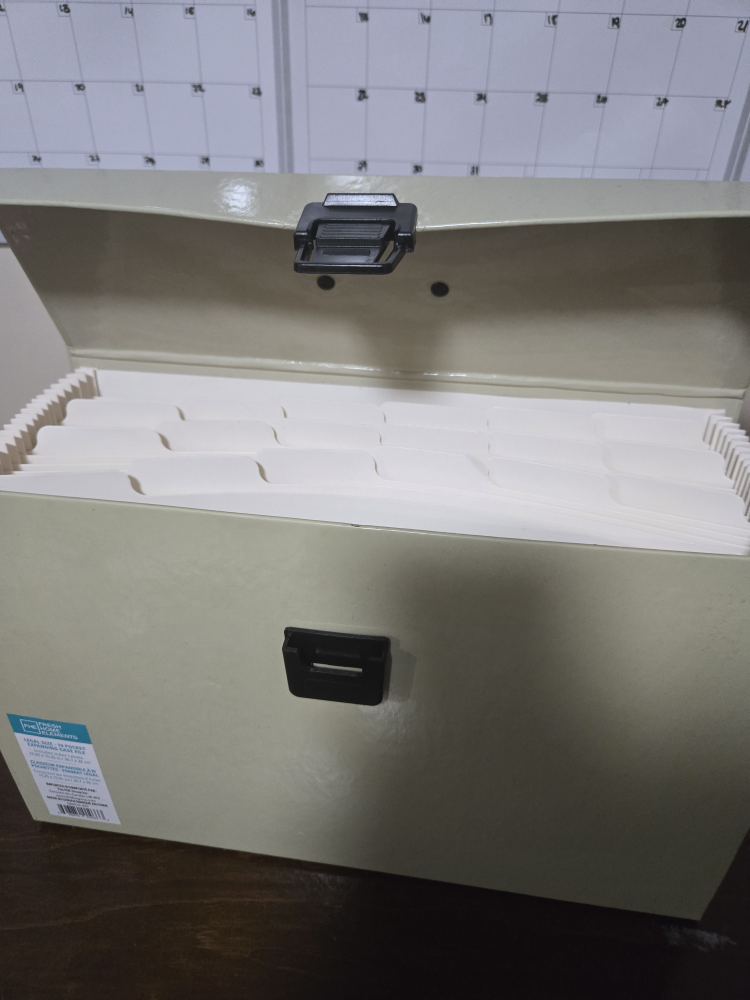 Fresh Finds Expanding File Case - photo 2