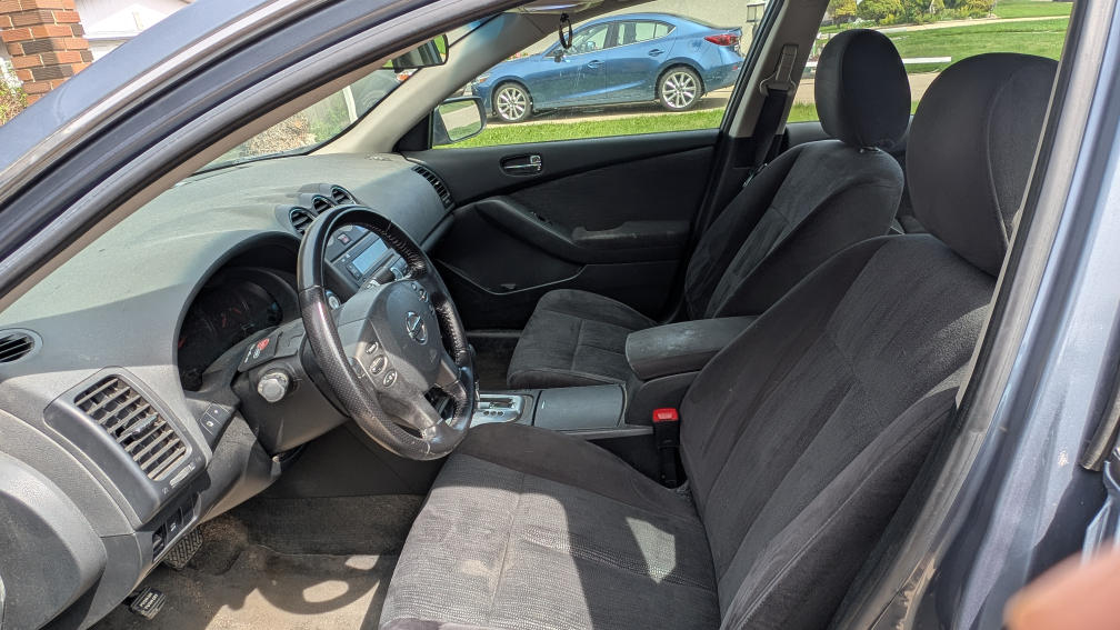 2010 Nissan Altima - photo 4