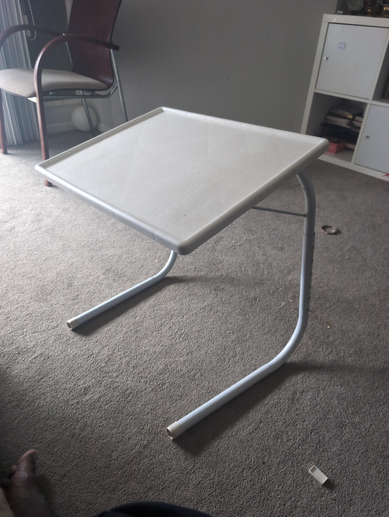 White Folding Table Mate - photo 2
